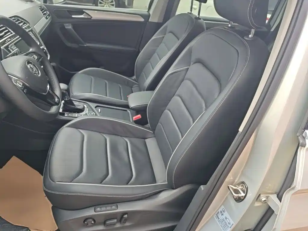 Volkswagen Tiguan L 2018 — фото 15