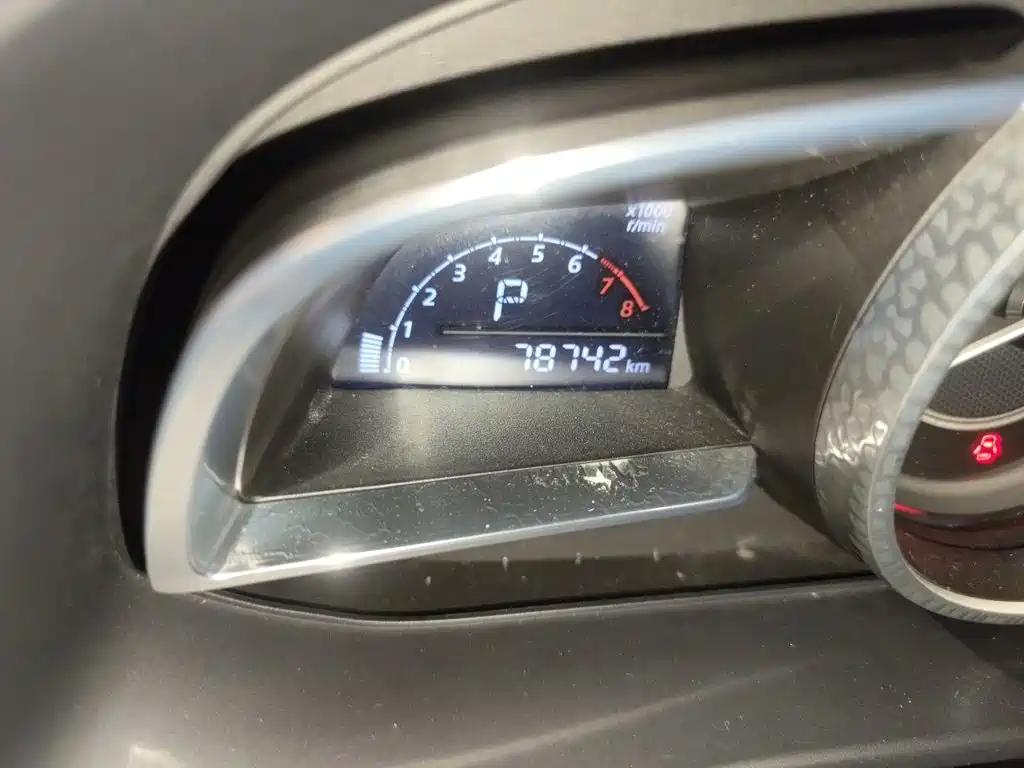 Mazda 3 Axela 2014
