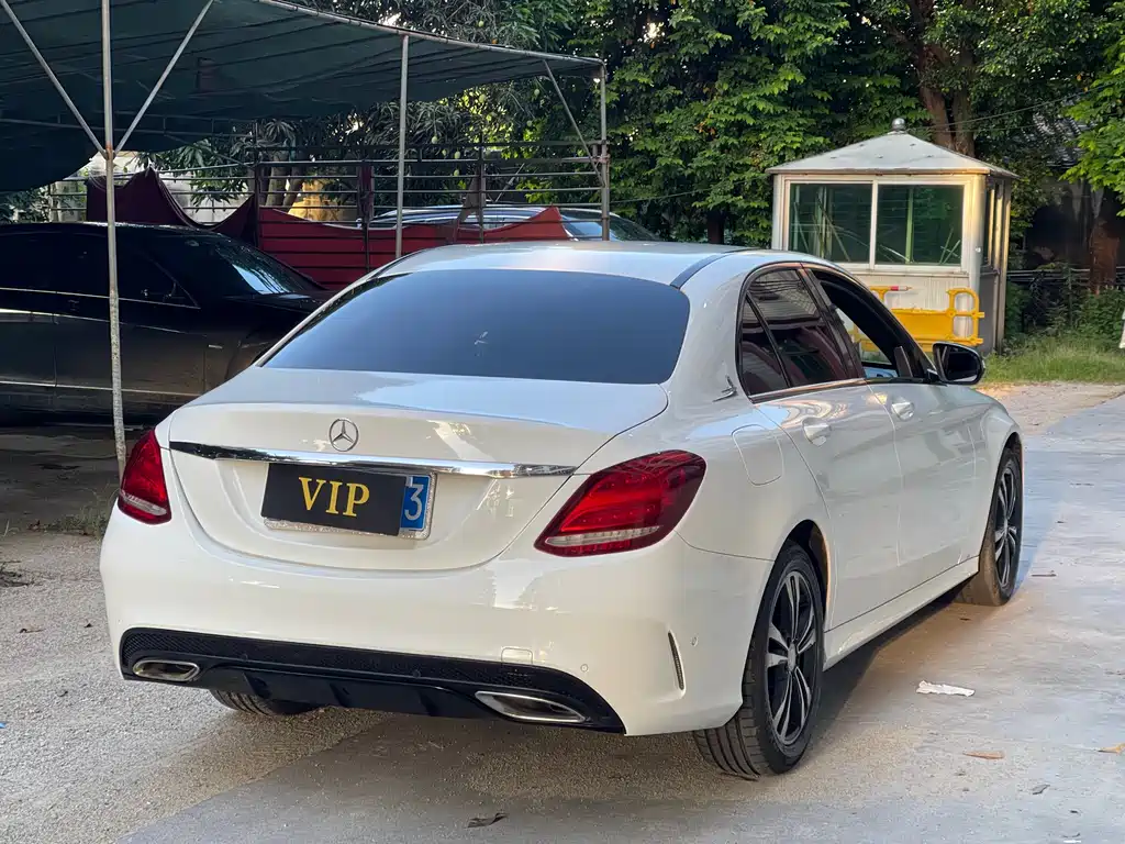 Mercedes-Benz C-Class 2016