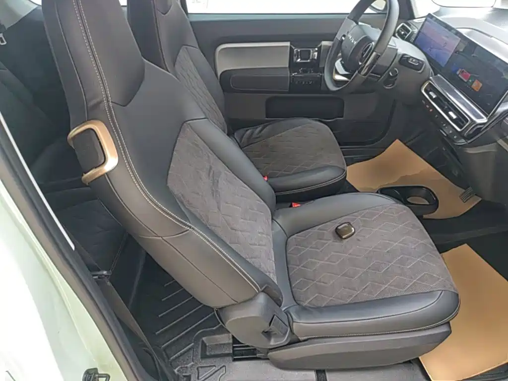Baojun Kiwi EV 2023 — фото 25