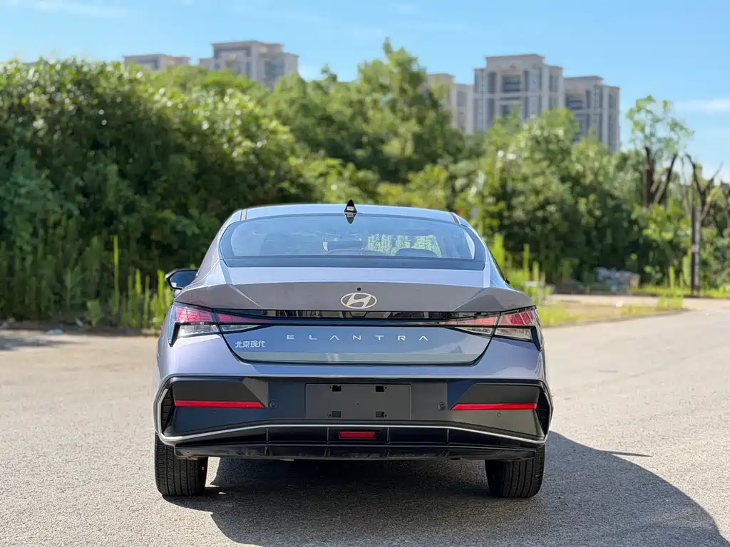 Hyundai Elantra 2026