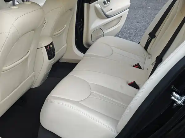 Roewe e950 2017