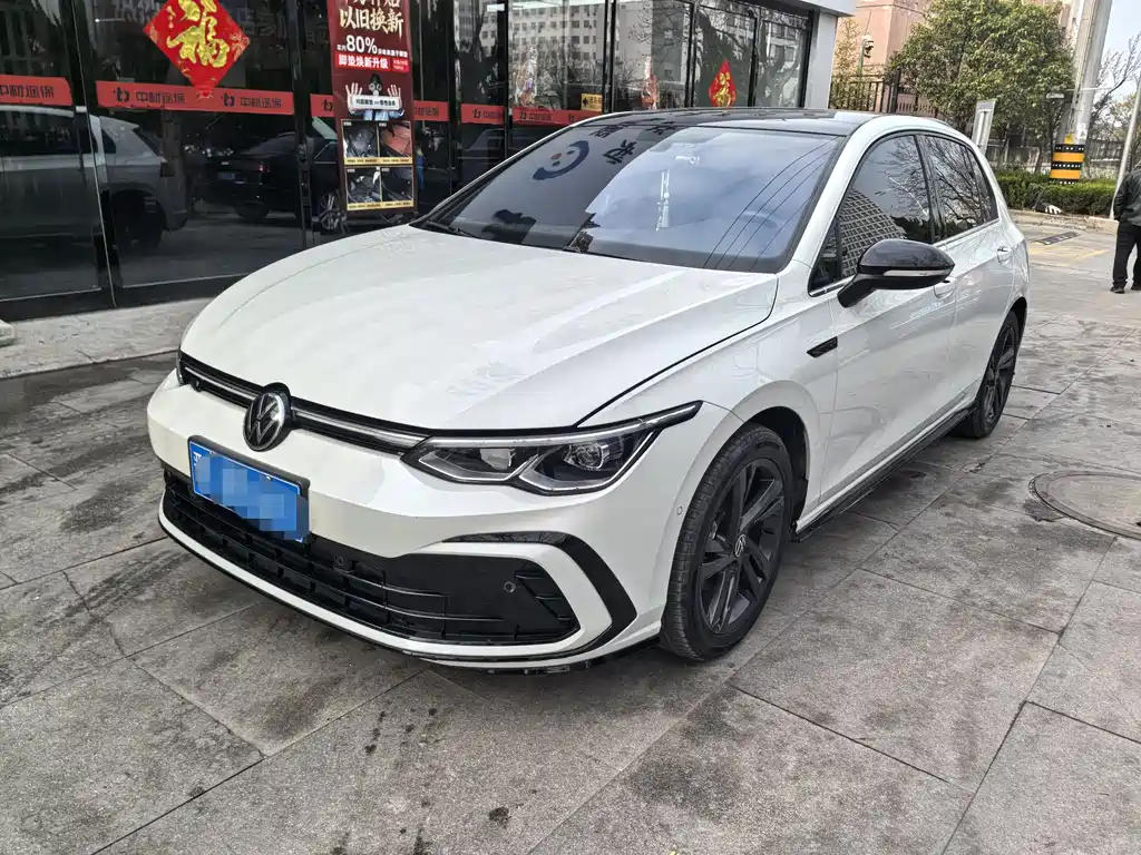 Volkswagen Golf 2023