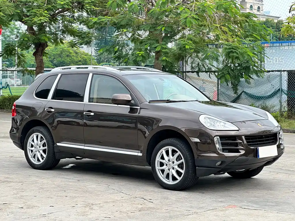 Porsche Cayenne 2009 — фото 2