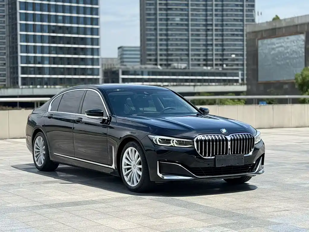 BMW 7 Series 2019 — фото 3