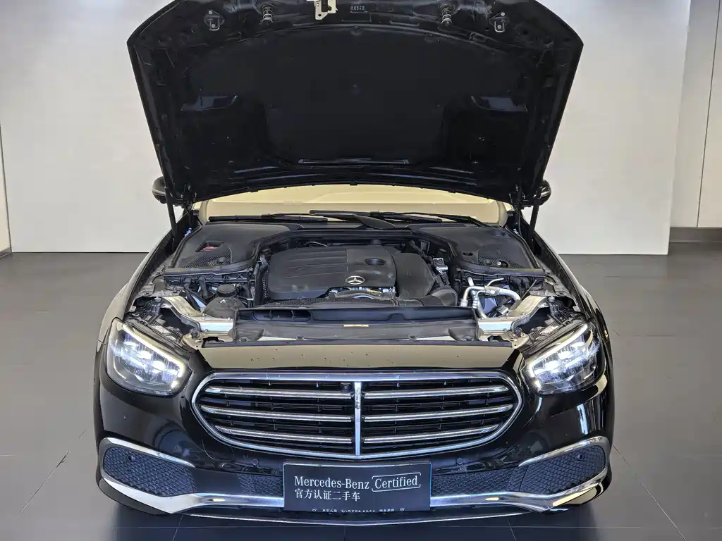 Mercedes-Benz E-Class 2022 — фото 10