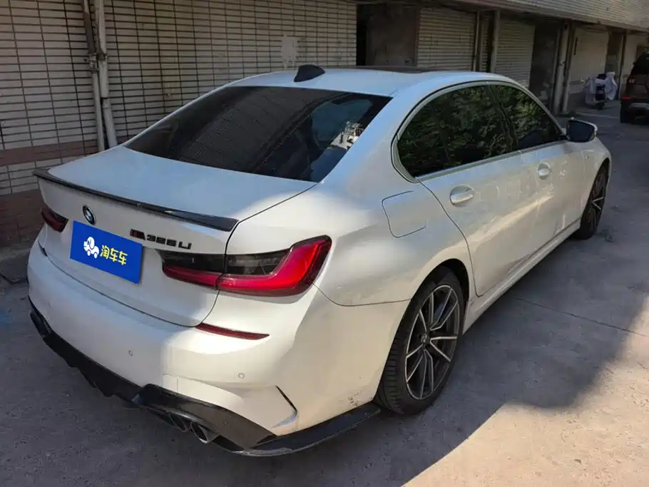 BMW 3 Series 2021