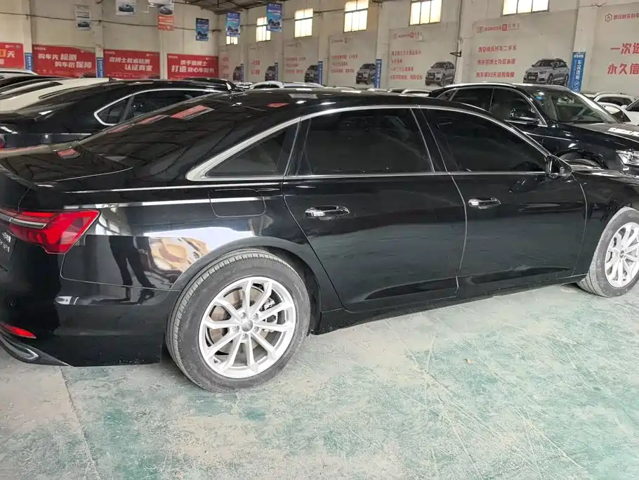Audi A6L 2021