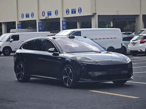 NIO ET5T 2025