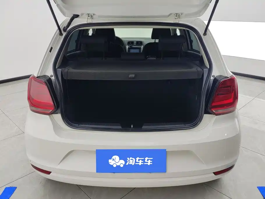 Volkswagen Polo 2015