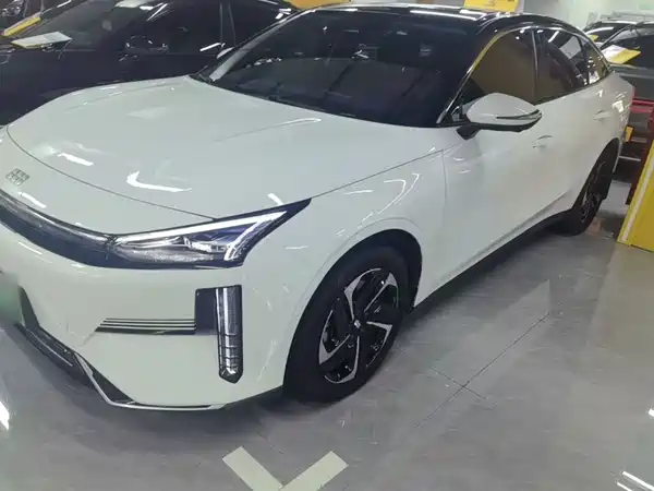 Geely Galaxy L6 2024
