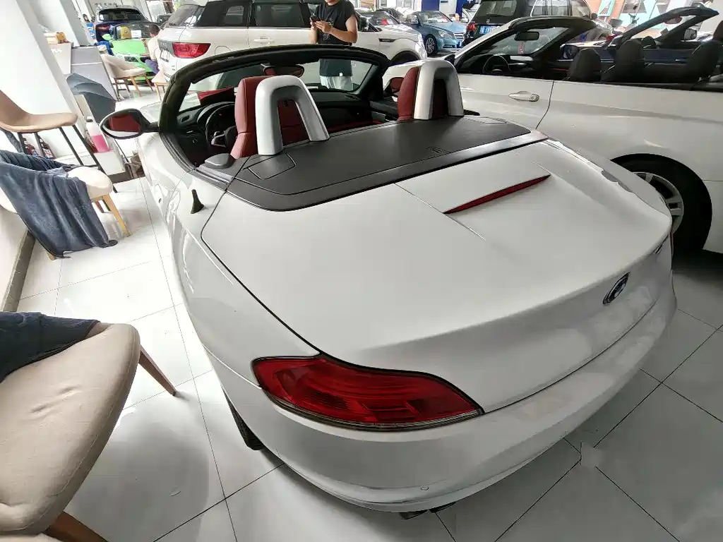 BMW Z4 2014 — фото 12