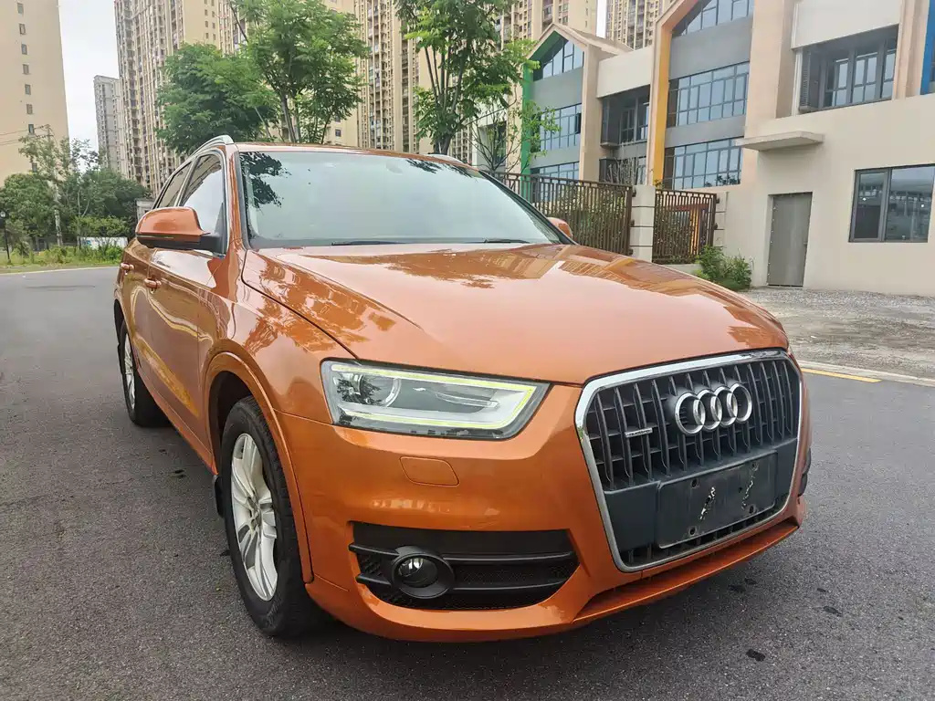 Audi Q3 2014
