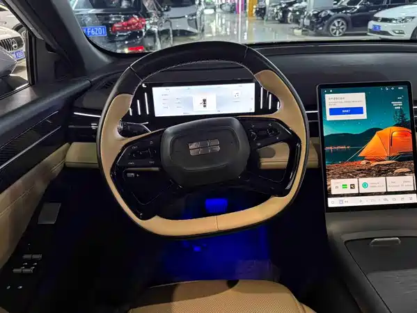Geely Galaxy L6 2024