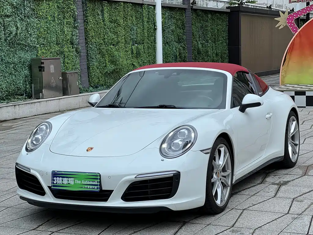 Porsche 911 2018