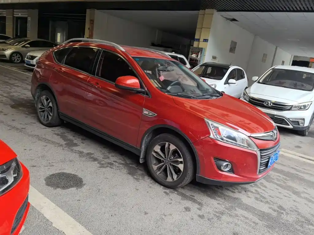 Luxgen U6 2017