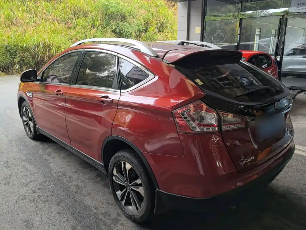 Luxgen U6 2017