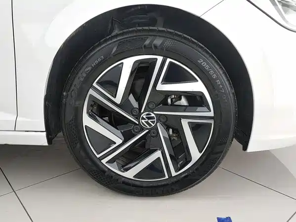 Volkswagen Sagitar 2024
