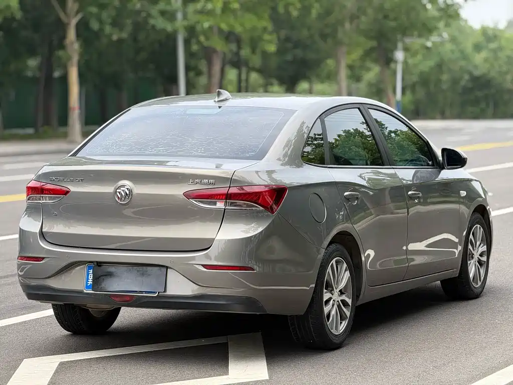 Buick Excelle 2018 — фото 6