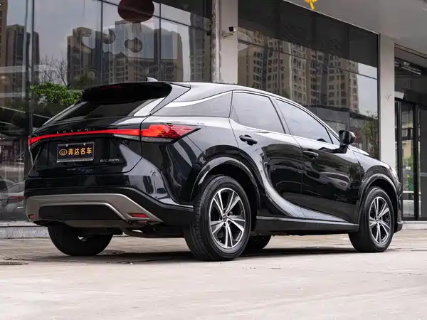Lexus RX 2024