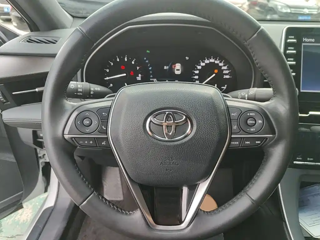 Toyota Avalon 2022 — фото 11
