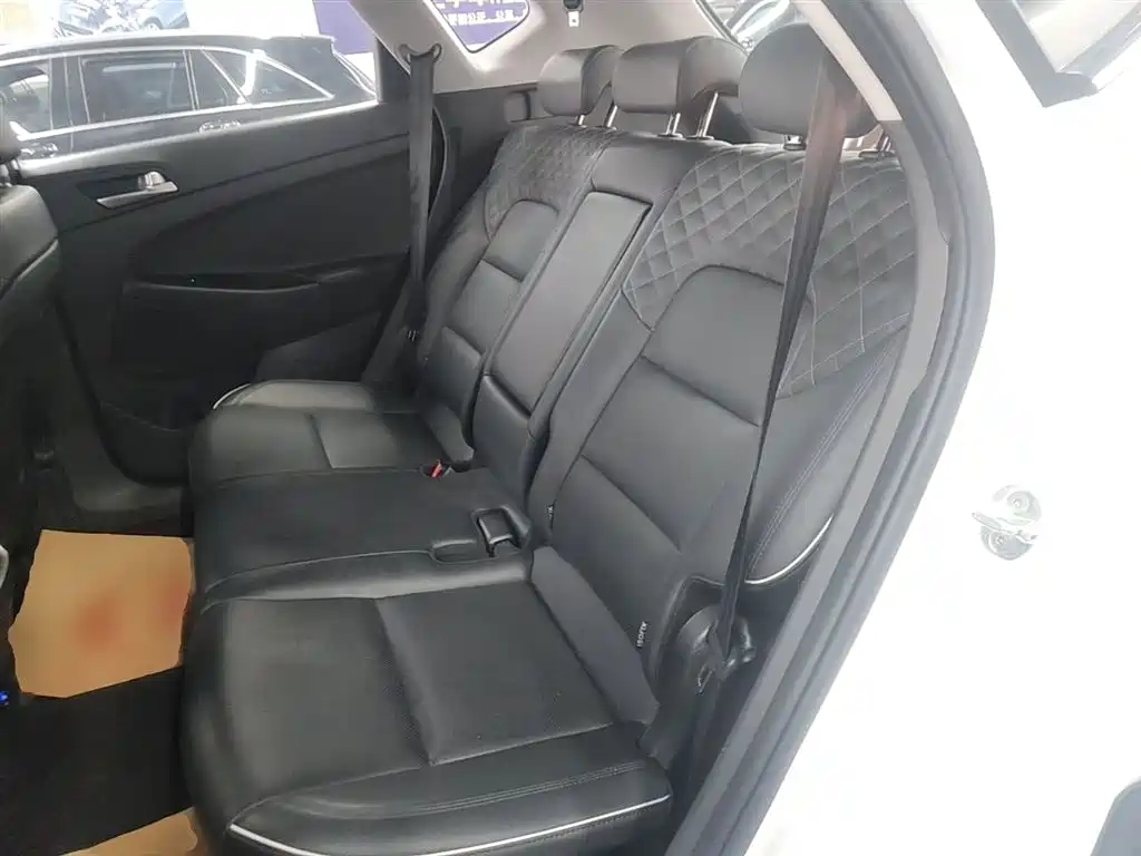 Hyundai Tucson 2020 — фото 16