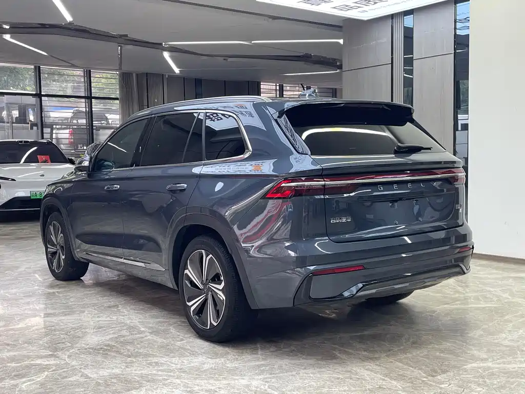 Geely Xingyue L 2022 — фото 5