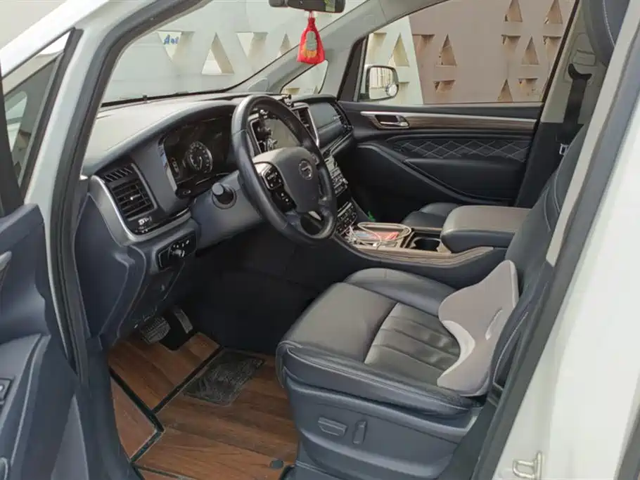 GAC Motor Trumpchi M8 2020 — фото 9