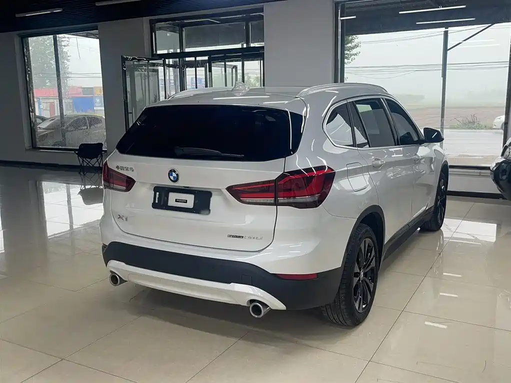 BMW X1 2020 — фото 6