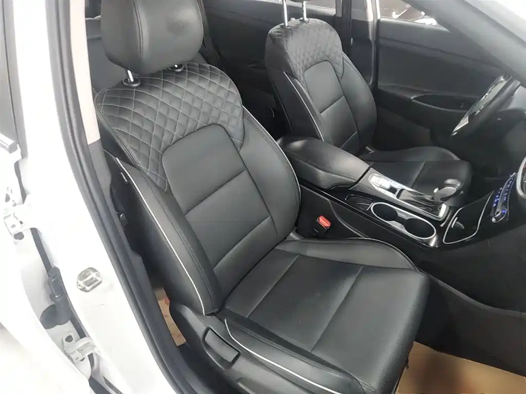 Hyundai Tucson 2020 — фото 24