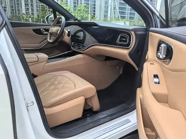 Roewe Feifan R7 2024