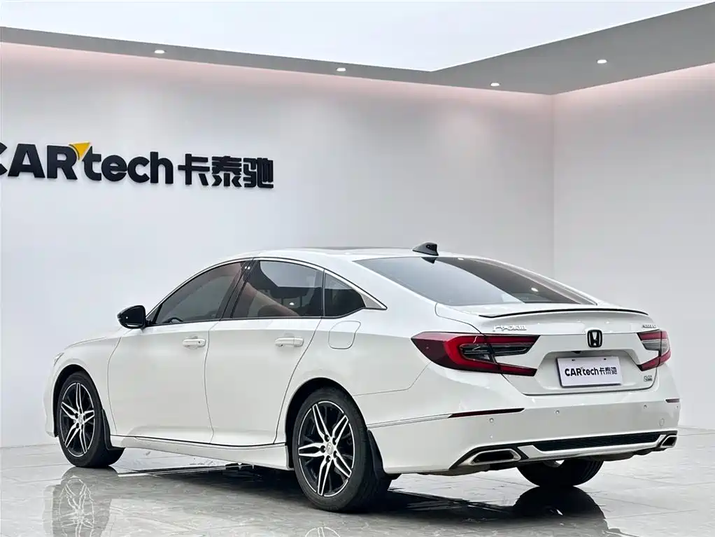 Honda Accord 2022 — фото 3