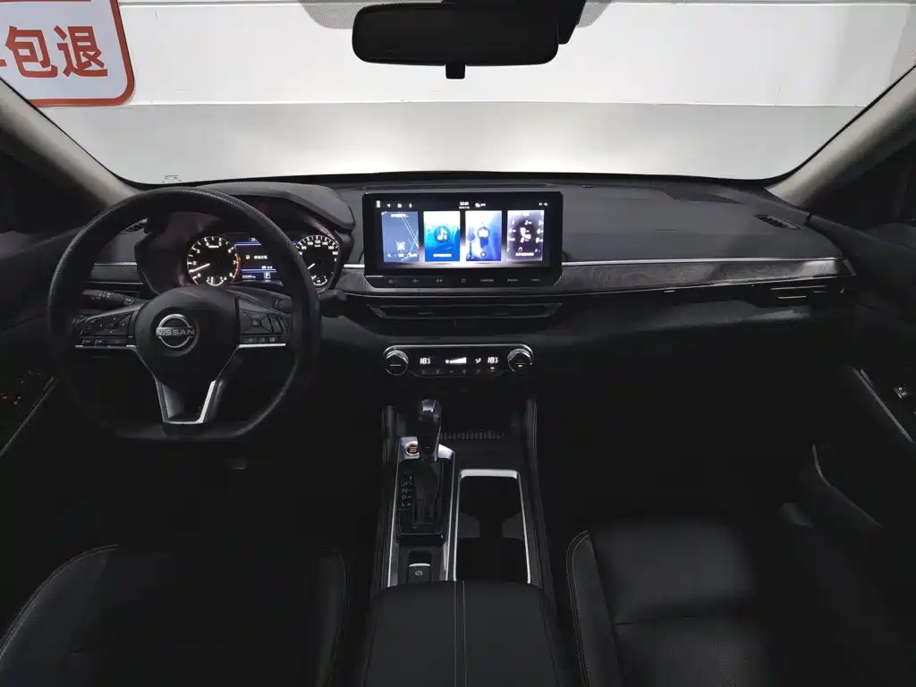 Nissan Teana 2024