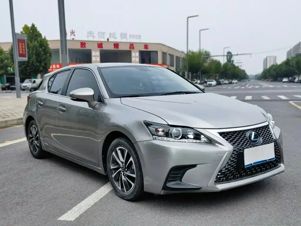 Lexus CT 2020 — фото 3