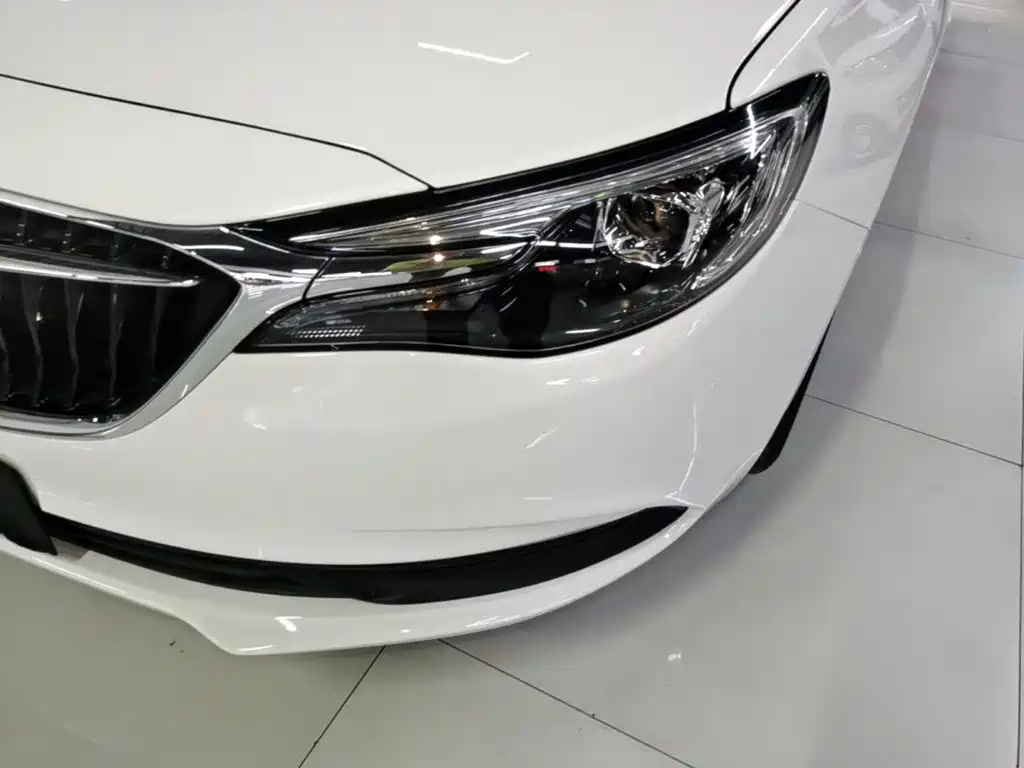 Buick Excelle 2022 — фото 24
