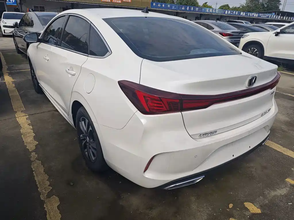 Changan Eado 2023 — фото 16
