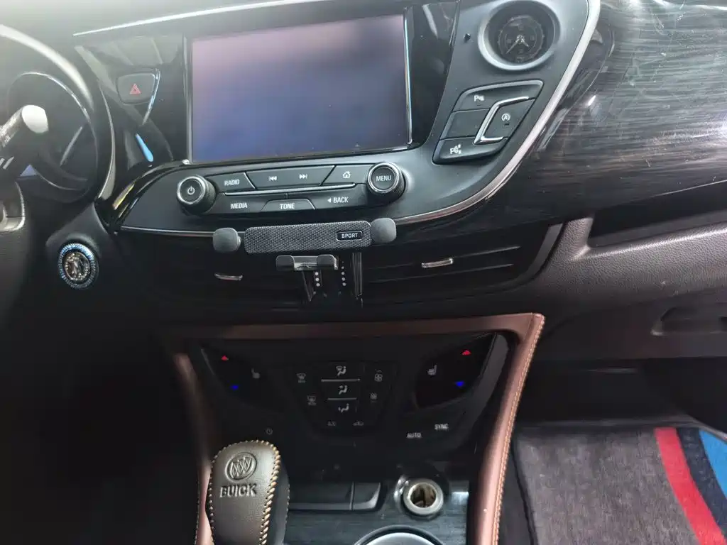 Buick Envision Plus 2018 — фото 6