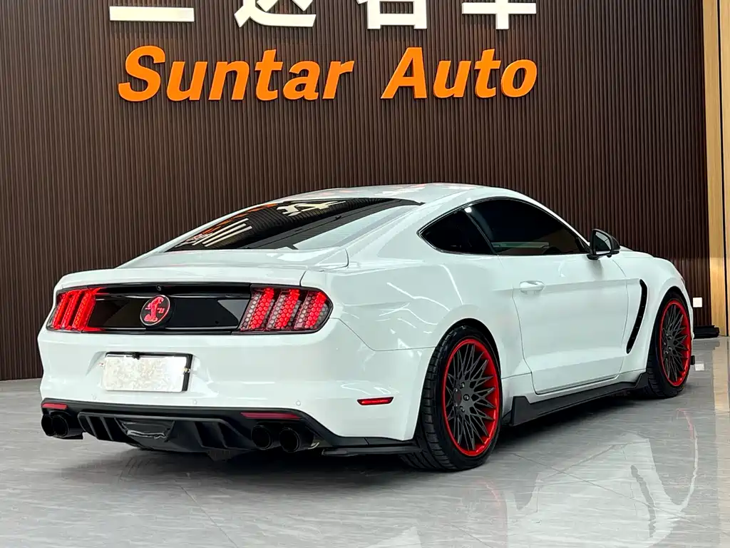 Ford Mustang 2015 — фото 6