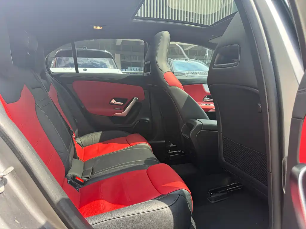 Mercedes-Benz A-Class AMG 2021 — фото 10