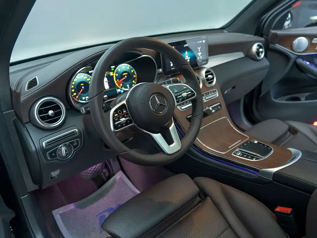 Mercedes-Benz GLC 2021 — фото 10