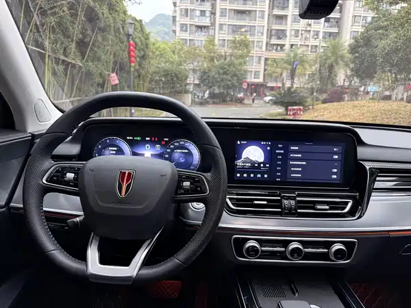 Hongqi HS5 2025