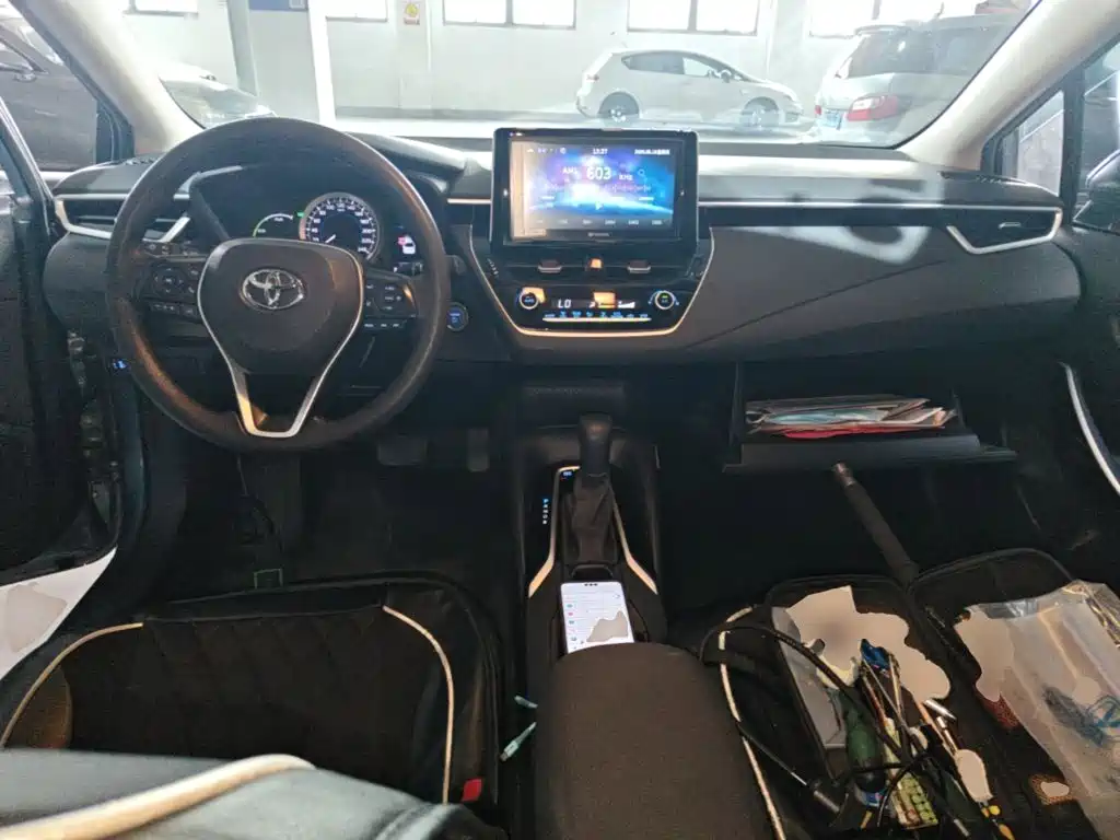 Toyota Corolla 2020 — фото 10