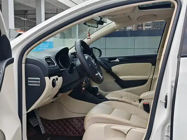 Volkswagen Golf 2013