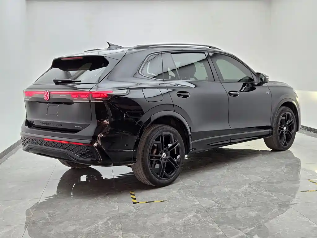 Volkswagen Tiguan L 2024