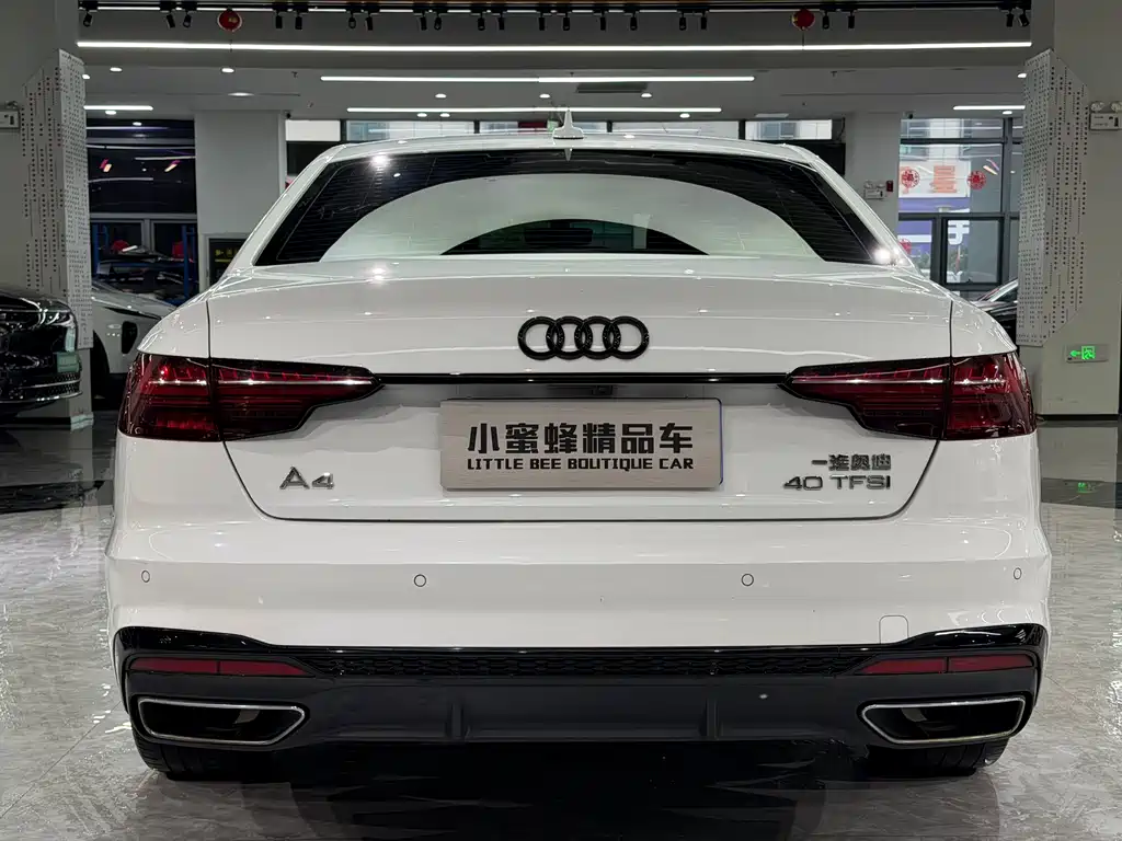 Audi A4L 2022 — фото 15