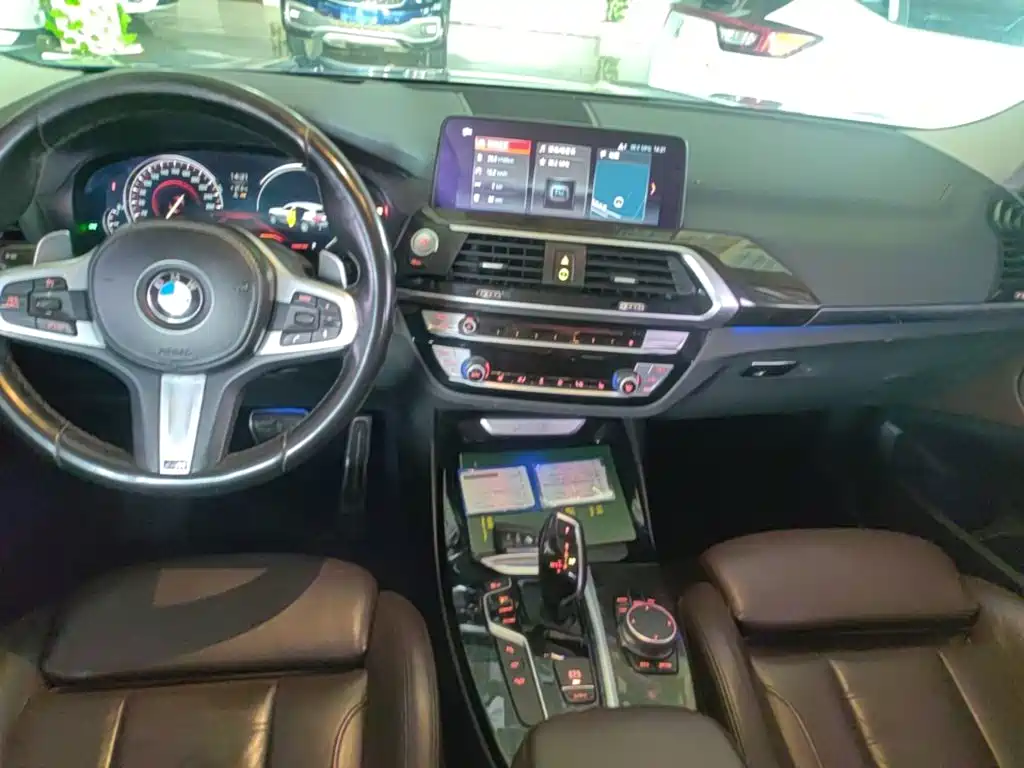 BMW X3 2018 — фото 13