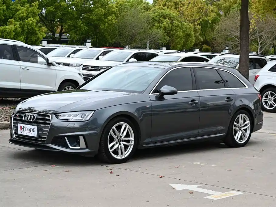 Audi A4 2019