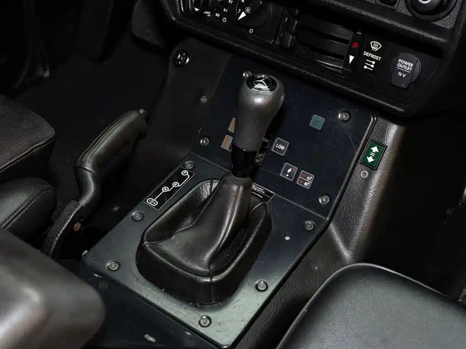 Mercedes-Benz G-Class 2010 — фото 16