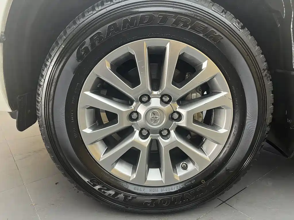 Toyota Prado 2018 — фото 17