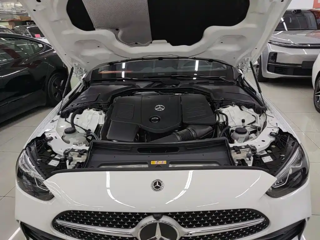Mercedes-Benz C-Class 2023 — фото 20